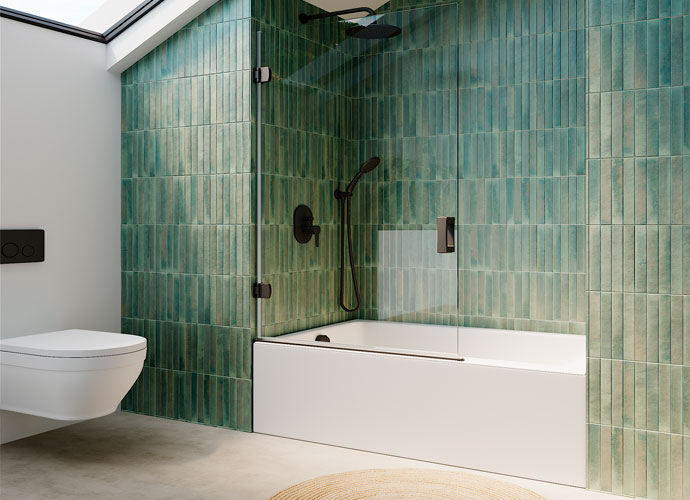 Black folding shower enclousure made to measure